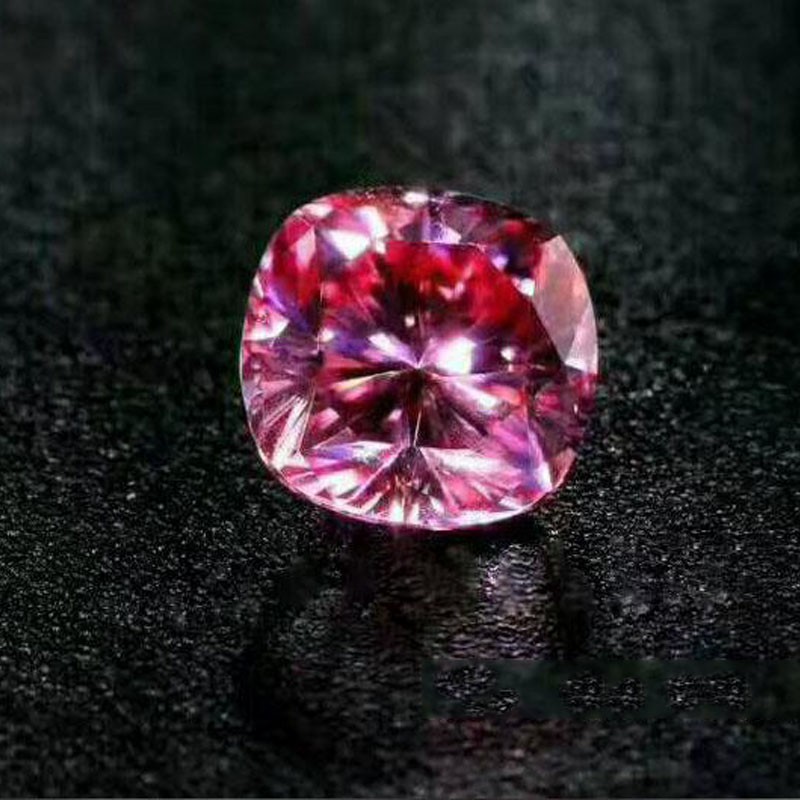 pink moissanite 4.jpg