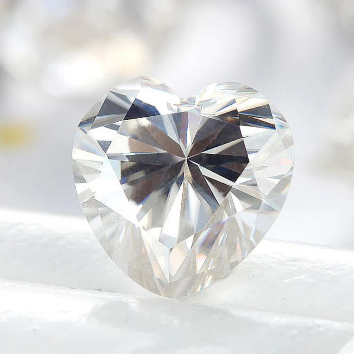 Heart Cut Loose Moissanite D/E/F/G/H Color