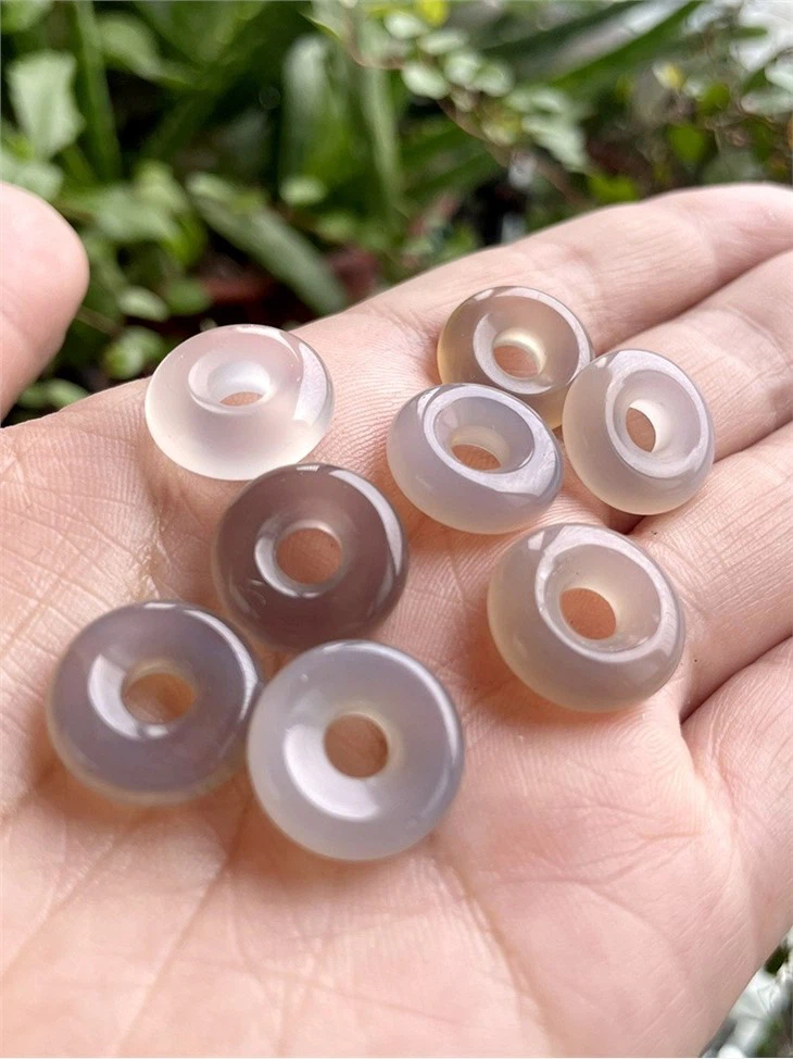 Natural Ice Beads, Chalcedony Loose Beads, Spot Wholesale Gray Agate Pendant, Jade Jewelry Accessories